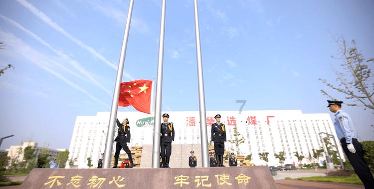 逃离空旷大街